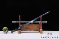 古铁装乾坤剑